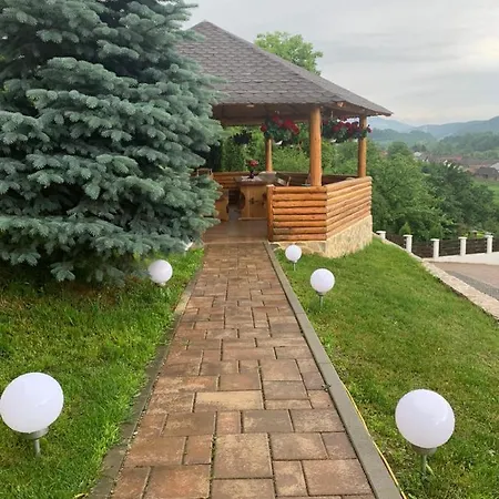 Agropensiunea La Uta Rebrisoara